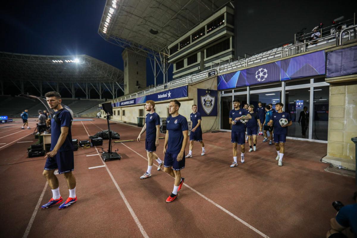 Qarabag - FCSB, pe un stadion cu istorie zbuciumată » A purtat numele lui Stalin și Lenin, iar acum e denumit după protagonistul „celui mai controversat gol din istorie”