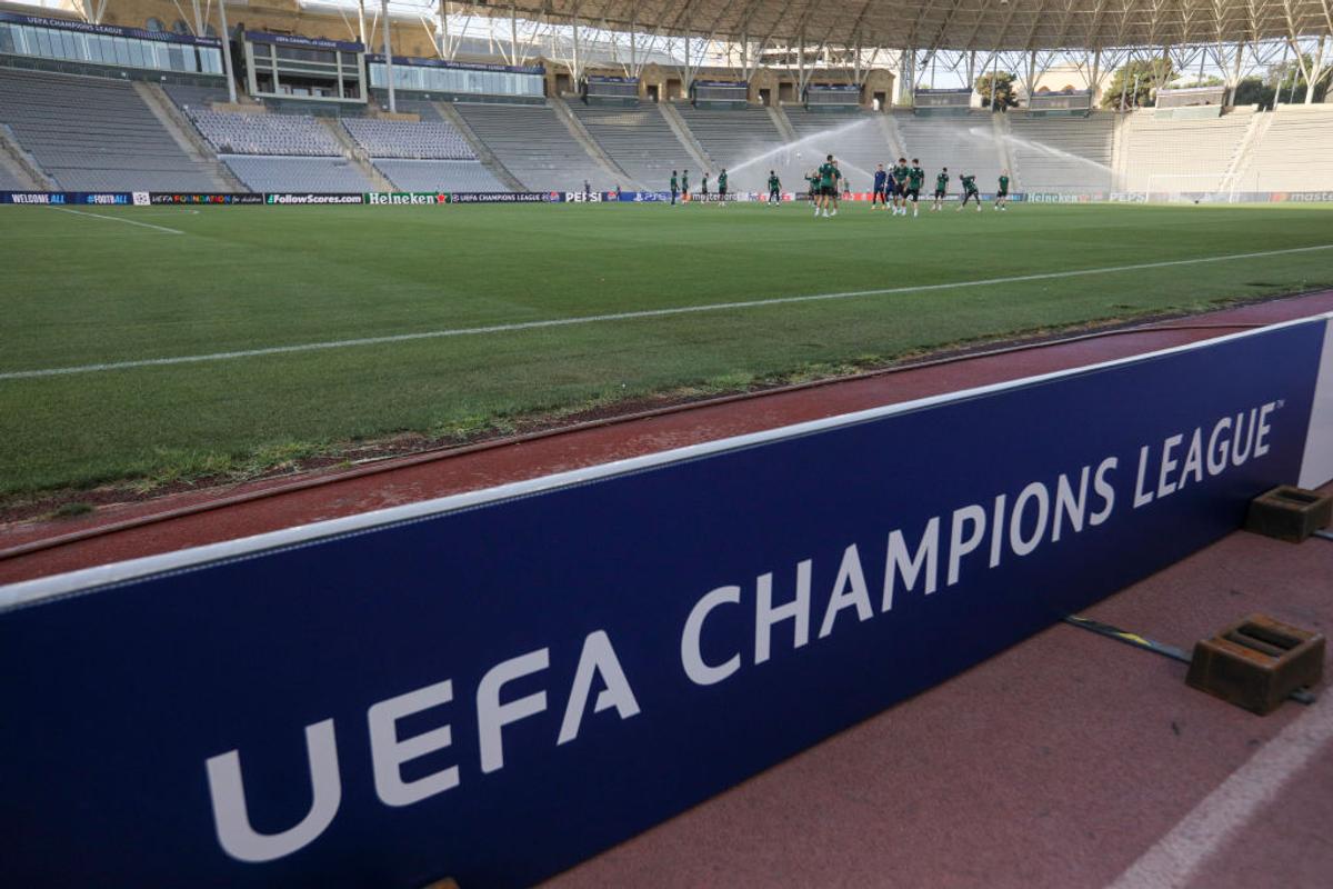Qarabag - FCSB, pe un stadion cu istorie zbuciumată » A purtat numele lui Stalin și Lenin, iar acum e denumit după protagonistul „celui mai controversat gol din istorie”