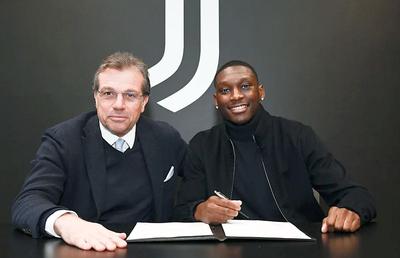 Atacantul lui PSG a fost prezentat oficial de Juventus. Cum s-a deblocat transferul, după 8 zile de zbucium