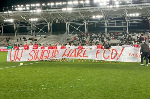 În ziua în care Dinamo a împlinit 78 de ani, atât CS, cât și clubul din Superligă au transmis mesaje speciale // FOTO: GSP.ro