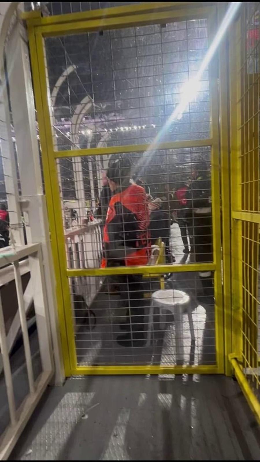 Fanii britanici cu dizabilități, tratați „ca niște animale” » Inacceptabil, de unde au văzut meciul la Istanbul