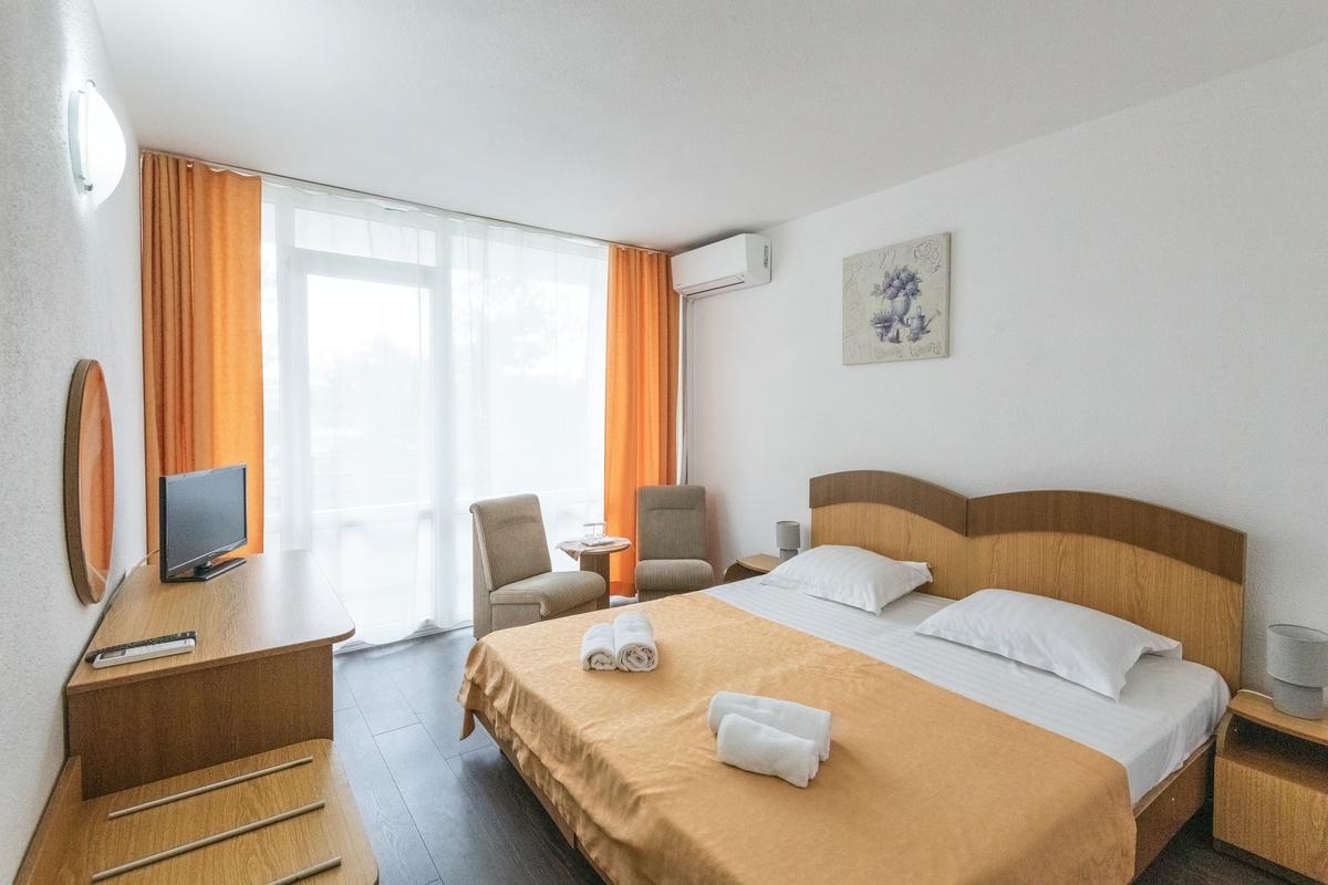 Fostul arbitru din Liga 1 a cumpărat un hotel din România cu 3,5 milioane de euro » Cum arată complexul și unde este situat
