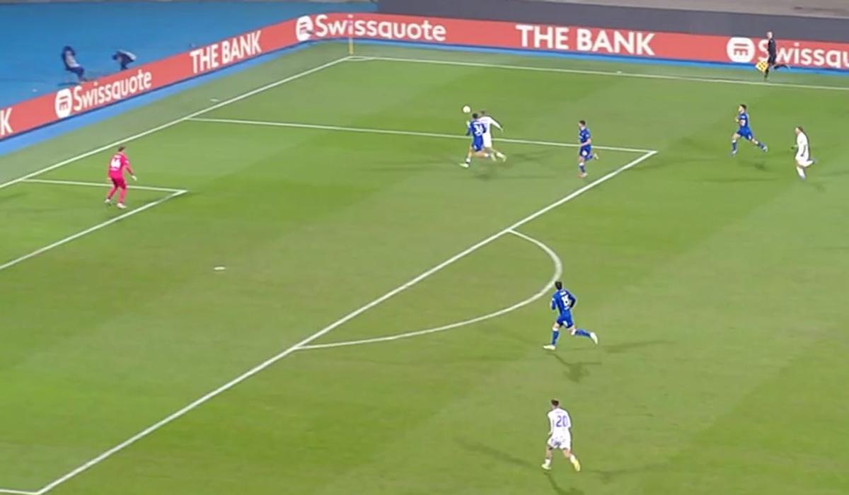 Penalty-ul cerut de Daniel Bîrligea în Dinamo Zagreb - FCSB
