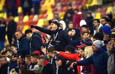 FCSB - CHINDIA 1-1 // Roș-albaștrii au fost desființați de galerie după meci: „Vă bateți joc de noi? Lăsați-vă de fotbal!”