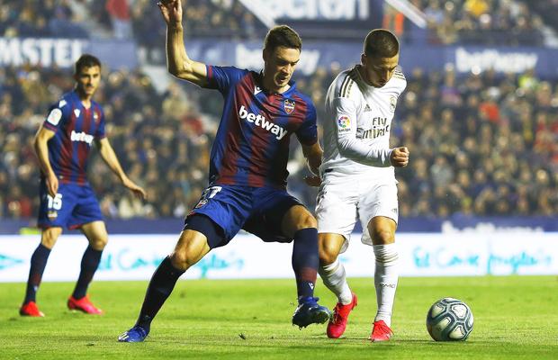 Alarmă ofensivă la Real Madrid » 19 şuturi şi 35 de centrări, zero goluri! Barcelona, noul lider din La Liga