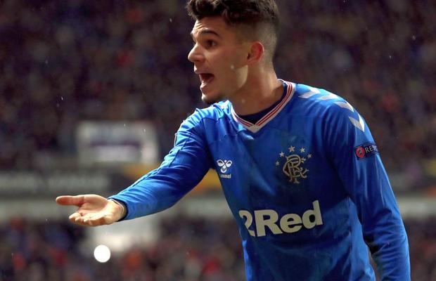 Ianis Hagi, extrem de apreciat de fanii lui Rangers » Comentarii la superlativ după ultimul meci: „E nevoie de clasa lui” + critici pentru Gerrard: „Joacă-l număr 10!”