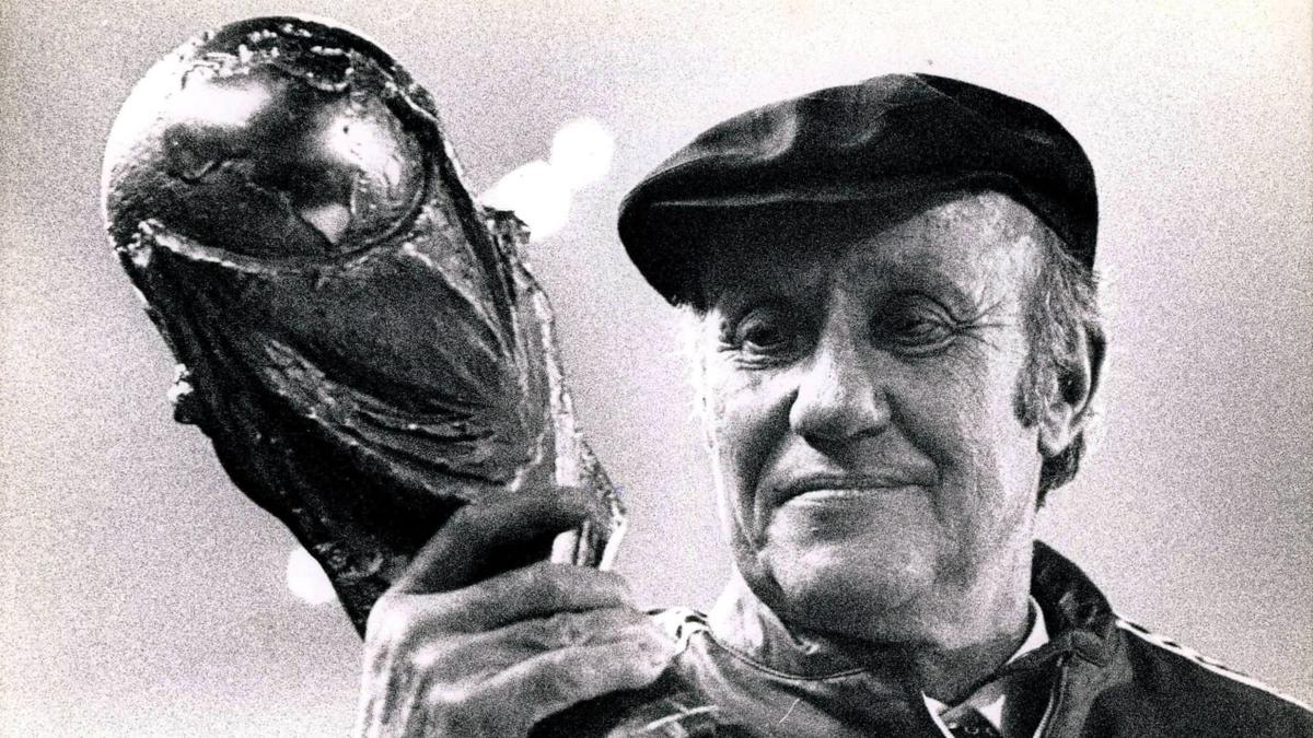 RETRO GSP: 25 de ani de când ne-a părăsit „Lunganul”. A fost campion mondial și european, dar avem palmares egal cu el