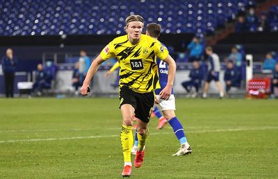 Scandal în Germania: Haaland și Can au incitat fanii! Borussia Dortmund a fost amendată
