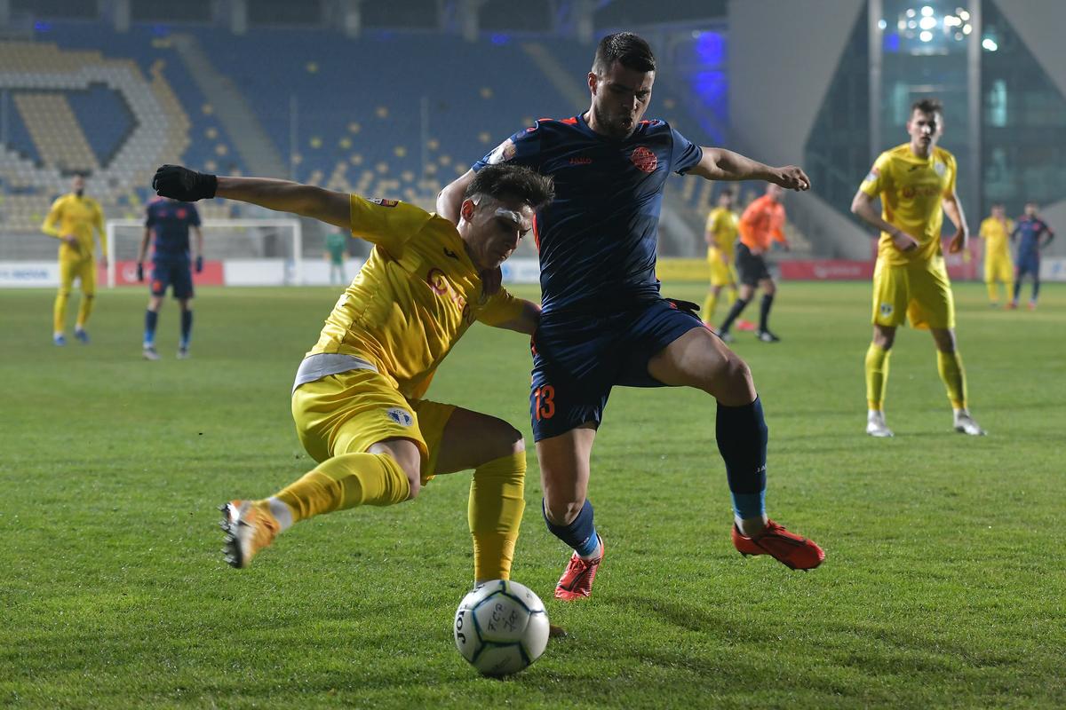 Liga 2, etapa 16. Petrolul - Metaloglobus 1-0 » „Lupii galbeni” urcă pe loc de play-off