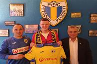 Petrolul profită și ea de problemele de la Gaz Metan » Ploieștenii au rezolvat transferul lui Răzvan Horj