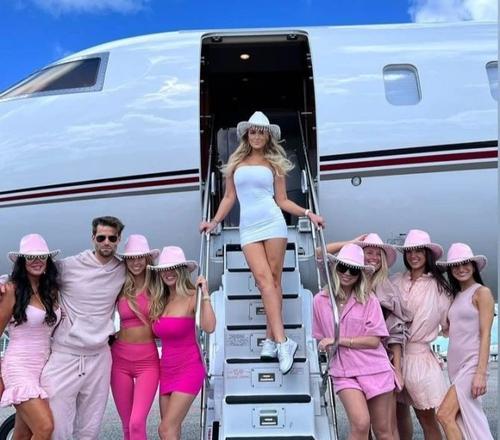 Paulina Gretzky// Foto: The Sun