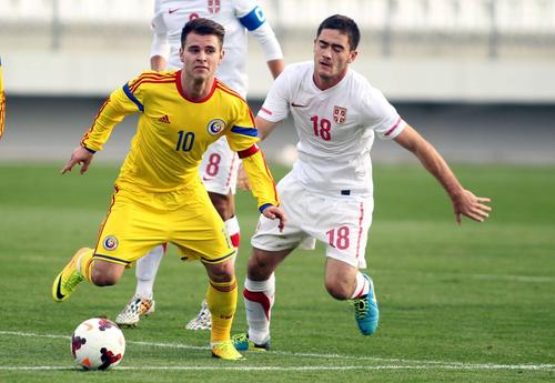 Selecționerul Ungariei, italianul Marco Rossi (57 ani), este interesat de Claudiu Bumba (28 ani), golgheterul lui Kisvarda, și de Marius Corbu (19 ani), mijlocaș la Academia Pușcaș. Antrenorul vrea să îi naturalizeze.