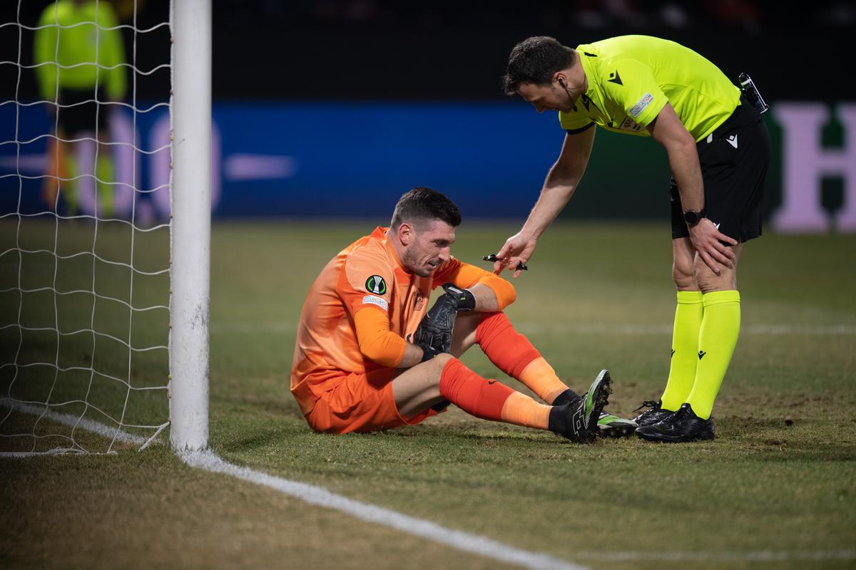 CFR Cluj - Lazio 0-0 »  CFR Cluj e OUT din Conference League! Lazio a jucat fără chef, dar campioana n-a avut șut pe poartă