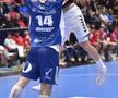 Pus pe glume după ce a văzut-o pe Cristina Neagu la meciul lui Dinamo: „Poate juca împotriva noastră, dacă nu o poate face împotriva Rapidului”