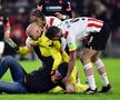 Dmitrovic, atacat de un fan în timpul meciului PSV - Sevilla