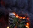 Un incendiu a mistuit două blocuri din Valencia. Cel puțin 4 oameni au murit (foto: Imago)