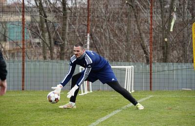 Transfer de urgență înaintea meciului FCSB - FC Botoșani » S-a antrenat deja cu noii colegi