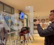 Eugen Voicu, fotografiat de Andrei Nicolescu alături de trofeele lui CFR Cluj Capturi Antena Sport