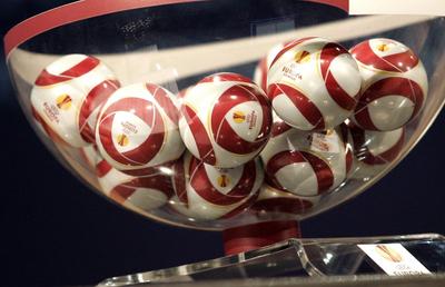 Știm toate optimile Europa League: noroc pentru Liverpool, Milan și Leverkusen