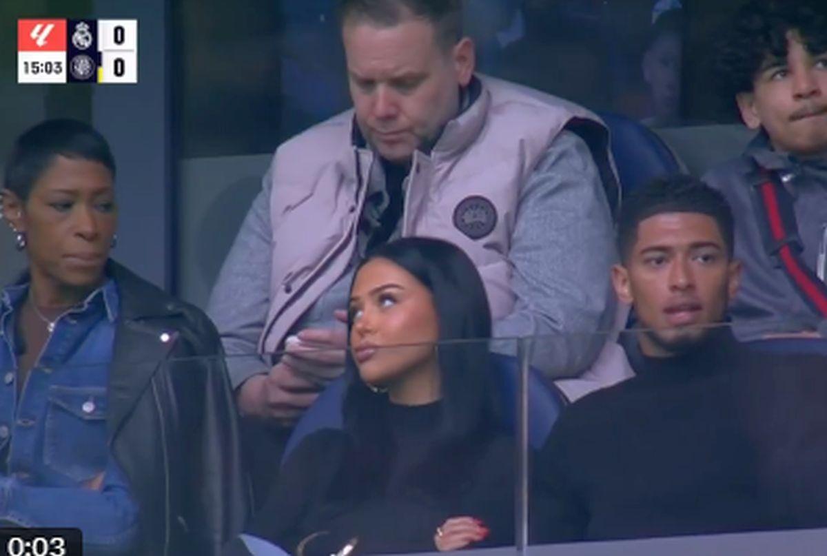 Gestul sugestiv făcut de Jude Bellingham, după ce a fost surprins împreună cu femeia cu 6 ani mai în vârstă