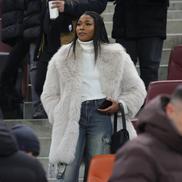 Mbali Malindi, iubita lui Siyabonga Ngezana, la meciul FCSB - Dinamo/ Foto: Ionuț Iordache GSP
