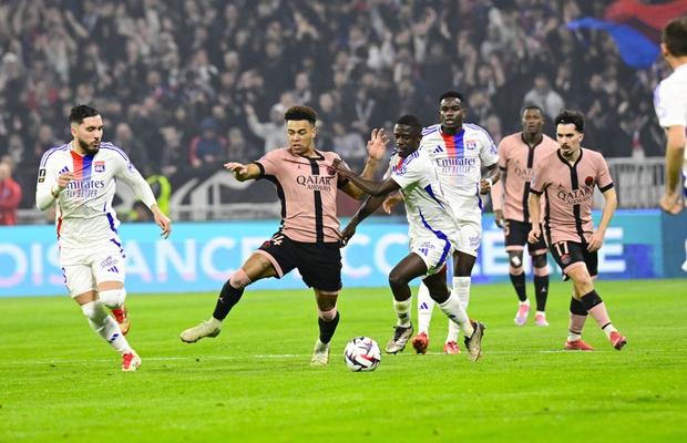Lyon - PSG era 0-0 la pauză » Incredibil cât s-a terminat: viitoarea adversară a FCSB-ului, meci dramatic