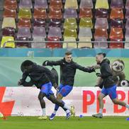 Andre Duarte, Joao Paulo, Olaru și Ofri Arad, înainte de FCSB - Metaloglobus. Foto: Cristi Preda (GSP)