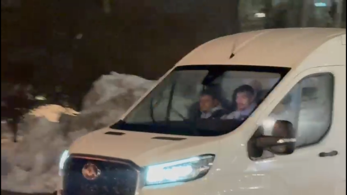 Darius Olaru a plecat cu duba de echipamente de la stadion