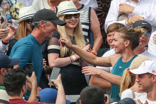 Darren Cahill și Simona Halep, după finala Roland Garros din 2018 / Imago Images