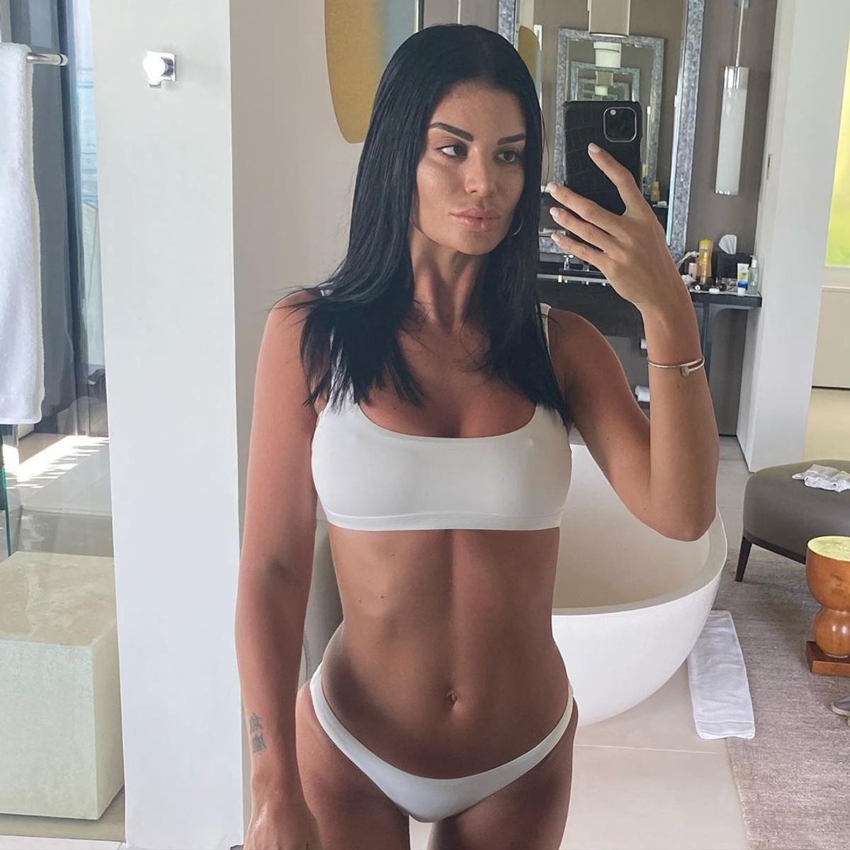 FOTO La ce gest a recurs Giulia Tosi, sexy-fana celor de la Juventus, din cauza izolării provocate de coronavirus