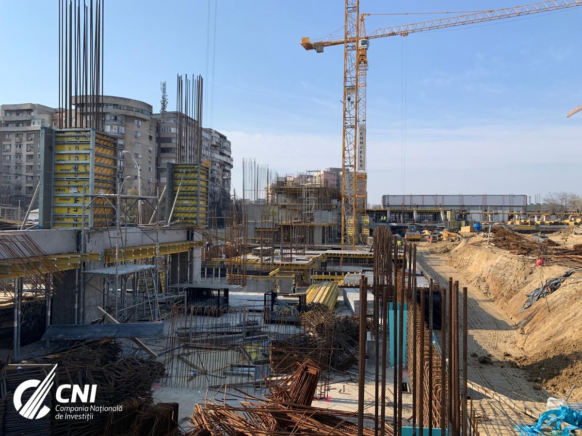 VIDEO. Vietnamezii de la stadioanele Ghencea și Giulești nu se tem de COVID-19: „Pe șantiere nu există riscuri”