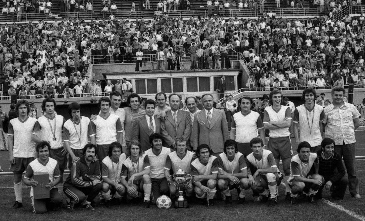 Cum au fost create marile echipe ale anilor '80? » Episodul 1: Craiova Maxima - creată de Corneliu Stroe, protejată de Ștefan Andrei și cântată de Adrian Păunescu