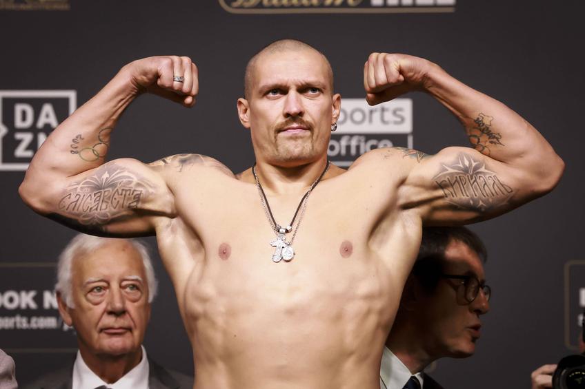 Boxerul ucrainean Oleksandr Usyk (35 de ani) a primit acceptul de a părăsi Ucraina, în ciuda legii marțiale aflate în vigoare, pentru a pregăti meciul cu Anthony Joshua (32 de ani), din luna iunie.