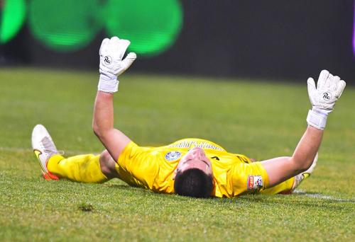 Academica Clinceni a primit o depunctare de două puncte, din cauza neplății datoriilor către fostul fotbalist Marius Cioiu. Gaz Metan a fost din nou sancționată.