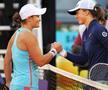 Iga Swiatek preia ștafeta de la Ashleigh Barty / Sursă foto: Guliver/Getty Images