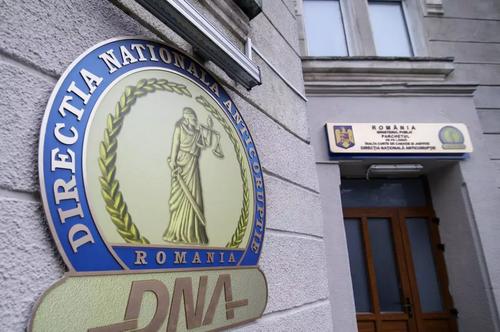 Cătălin-Ovidiu Buhăianu-Obuf, director al Complexului Sportiv National (CSN) „Sala Polivalentă” București, a fost trimis în judecată, în stare de libertate, de DNA.