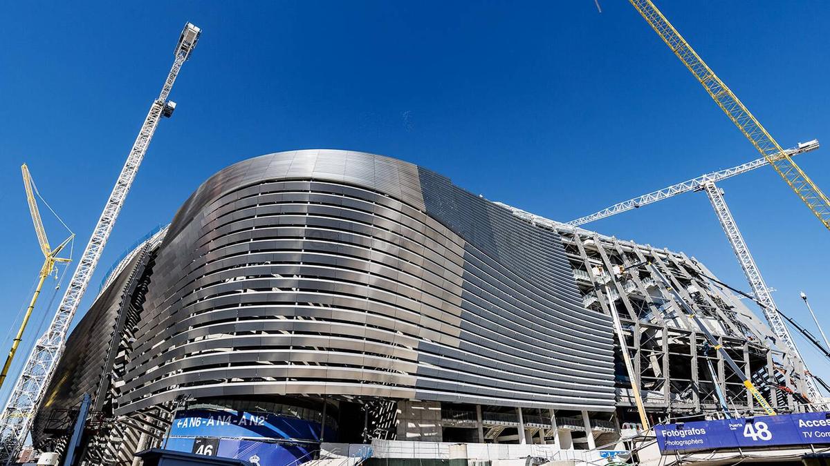 OZN-ul prinde contur! Noi imagini fabuloase cu „Santiago Bernabeu”, stadionul lui Real Madrid