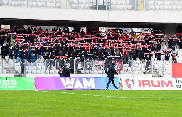 Bunuri sub sechestru la un club din Liga 1, dar managerul consideră situația ca fiind una bună: „Mașina era tot acolo!”