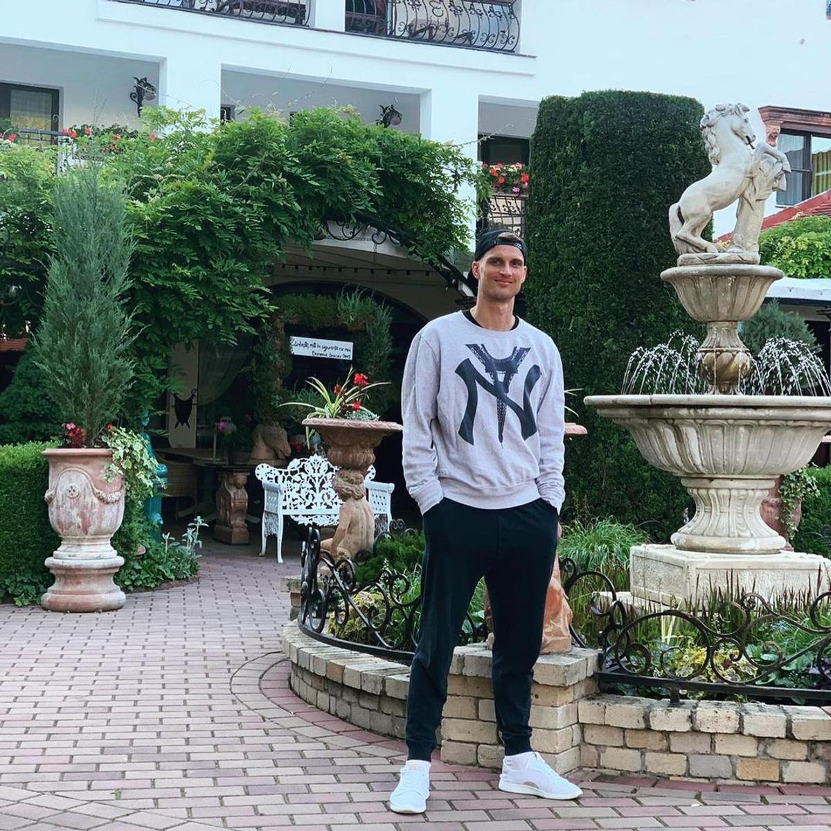 A răpus-o pe FCSB în lupta pentru titlu, iar acum este fotomodel: „Nu pot să uit acel gol, mai ales că rezultatul i-a șocat pe adversari”