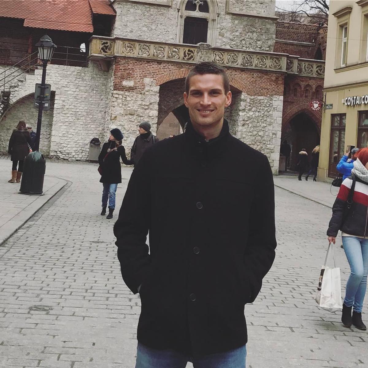 A răpus-o pe FCSB în lupta pentru titlu, iar acum este fotomodel: „Nu pot să uit acel gol, mai ales că rezultatul i-a șocat pe adversari”
