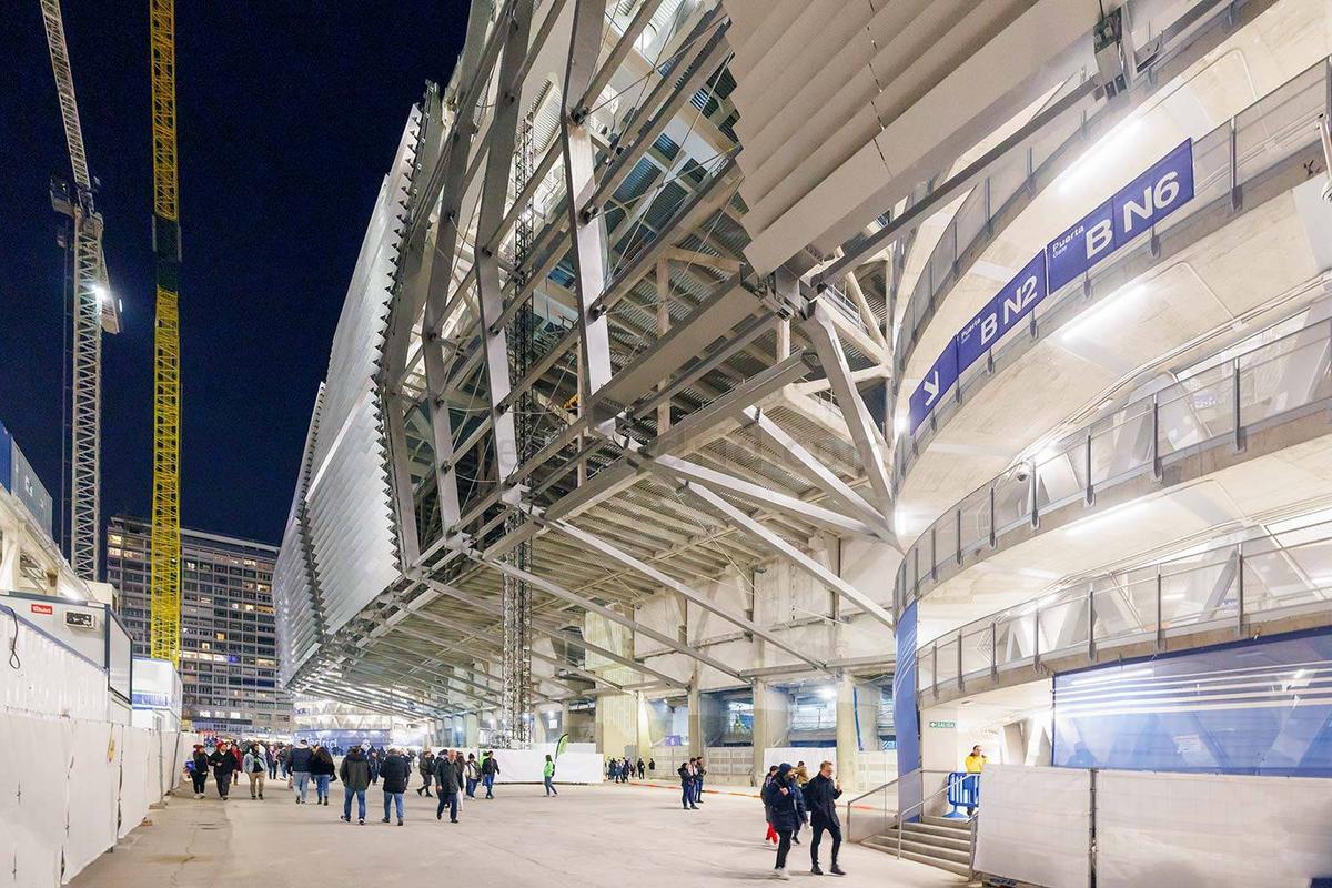 OZN-ul prinde contur! Noi imagini fabuloase cu „Santiago Bernabeu”, stadionul lui Real Madrid