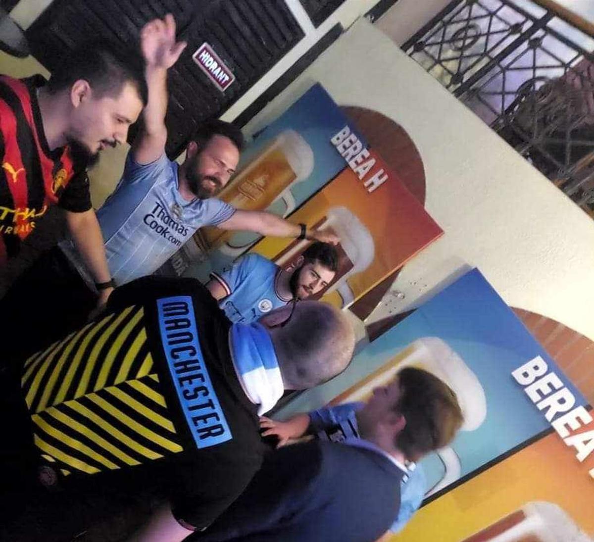 Manchester City are fan club oficial în România: „Suntem 102 membri, mergem pe Etihad și în deplasări!”