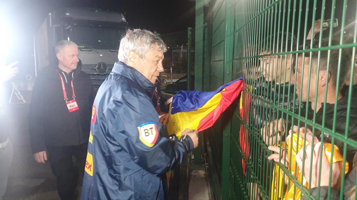 Mircea Lucescu, alături de fani în deplasarea din San Marino