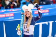 Lindsey Vonn, primul podium de la revenire: „A fost un sezon greu, cu oameni care spuneau că nu mai pot, că sunt prea bătrână”