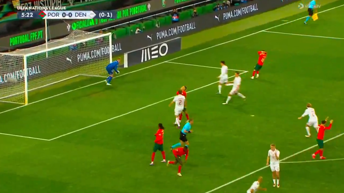 „Cristiano a executat într-un mod scandalos” » Portughezii nu l-au iertat pe Ronaldo pentru penalty-ul irosit cu Danemarca