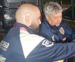 Imagini în oglindă la 14 ani distanță » Același gard, alt selecționer: Mircea Lucescu le-a făcut pe plac fanilor, care au primit cadouri