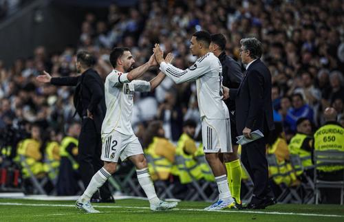 Trent Alexander-Arnold a preluat ștafeta de la Dani Carvajal în minutul 64 al derby-ului Real Madrid - Atletico 3-2 / Foto: Imago
