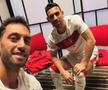Hakan Calhanoglu (stânga) și Irfan Can Kahveci (dreapta), în noul echipament al Turciei / Sursă foto: Instagram
