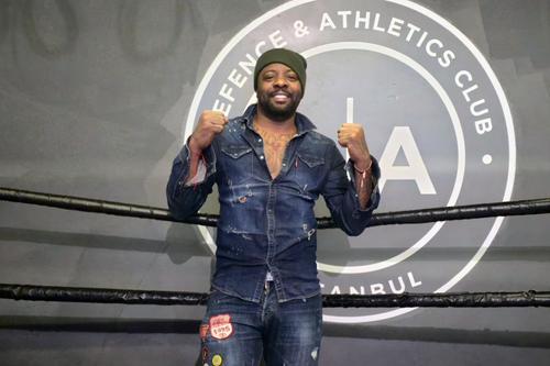 Rebelul Pascal Nouma, rupt între două iubiri înainte de România - Turcia: „Nu pot să aleg între mamă și tată” » Mesaj emoționant pentru Lucescu: „Te iubesc, coach, pentru totdeauna!”