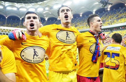 1,6 milioane de euro este cota de piață a lui Florin Niță (stânga), potrivit Transfermarkt